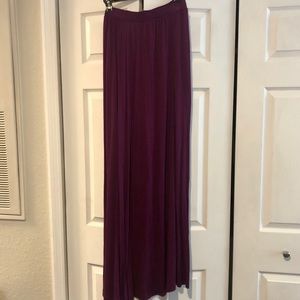 Long maxi skirt